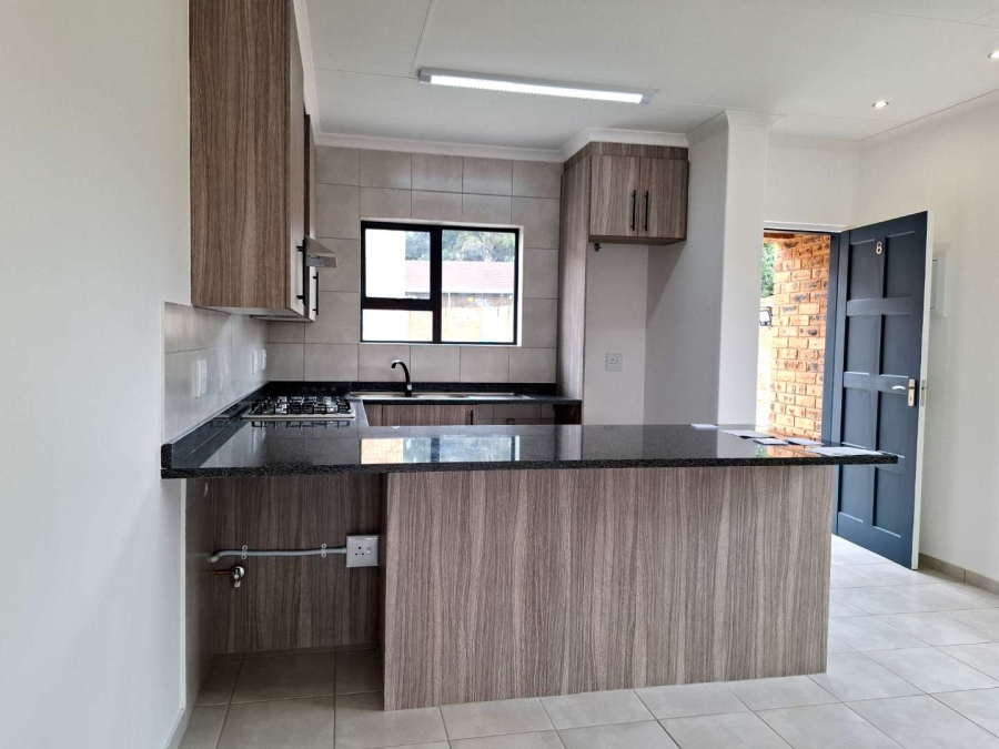 2 Bedroom Property for Sale in Brackendowns Gauteng