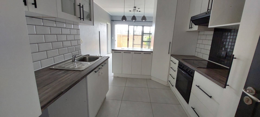 3 Bedroom Property for Sale in Florentia Gauteng