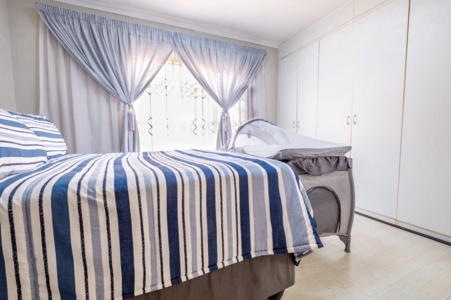 2 Bedroom Property for Sale in Southdowns Gauteng