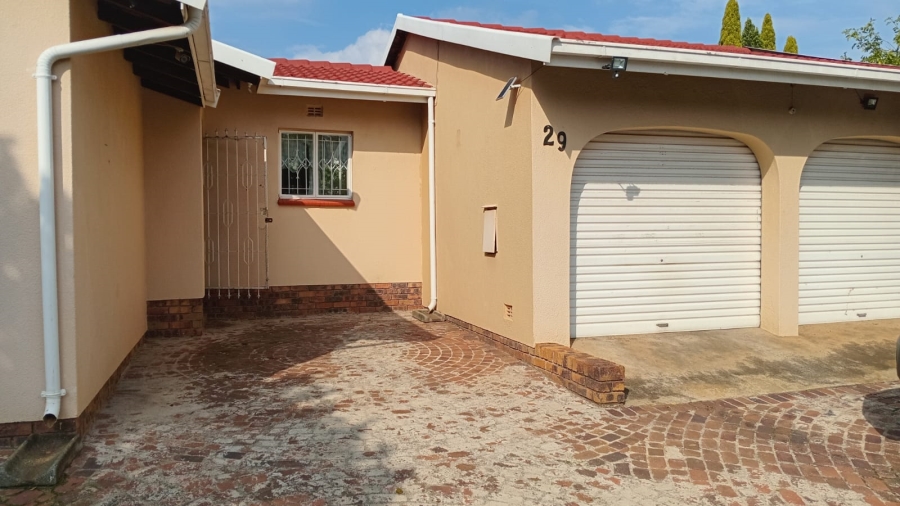 3 Bedroom Property for Sale in Brackendowns Gauteng