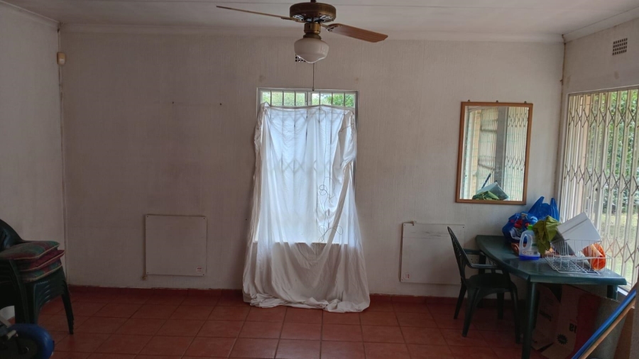 3 Bedroom Property for Sale in Brackendowns Gauteng