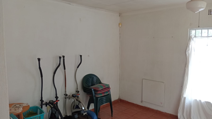 3 Bedroom Property for Sale in Brackendowns Gauteng