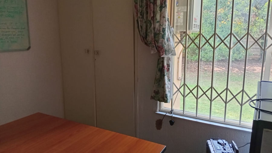 3 Bedroom Property for Sale in Brackendowns Gauteng