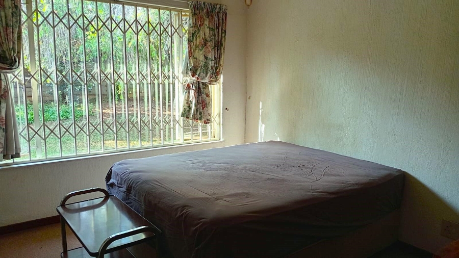 3 Bedroom Property for Sale in Brackendowns Gauteng