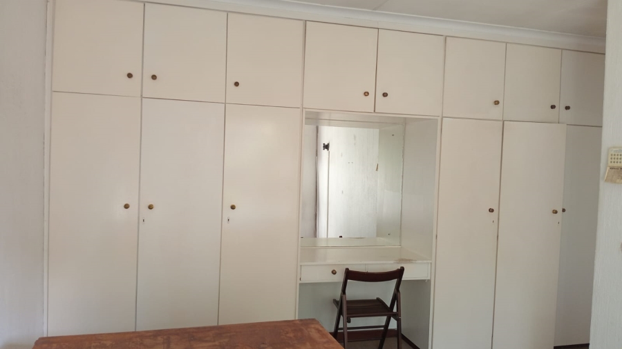 3 Bedroom Property for Sale in Brackendowns Gauteng