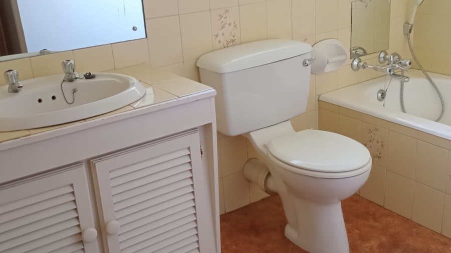 3 Bedroom Property for Sale in Brackendowns Gauteng