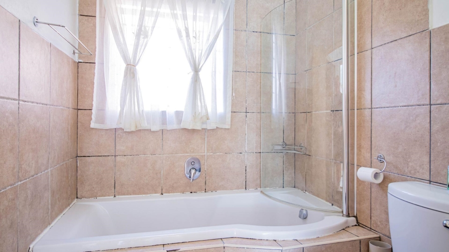 2 Bedroom Property for Sale in Castleview Gauteng