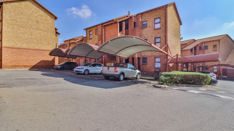 2 Bedroom Property for Sale in Castleview Gauteng