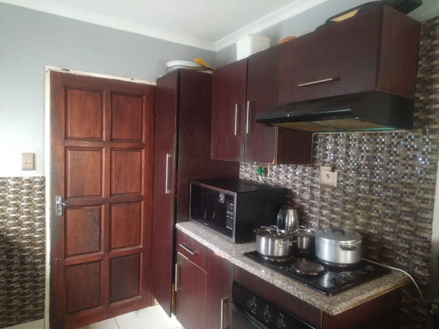 2 Bedroom Property for Sale in Soshanguve VV Gauteng