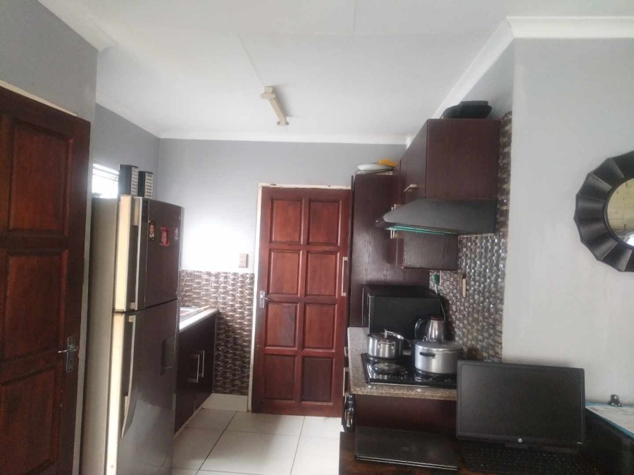 2 Bedroom Property for Sale in Soshanguve VV Gauteng