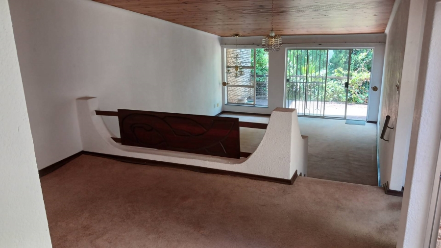 To Let 3 Bedroom Property for Rent in Constantia Kloof Gauteng