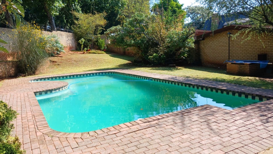 To Let 3 Bedroom Property for Rent in Constantia Kloof Gauteng