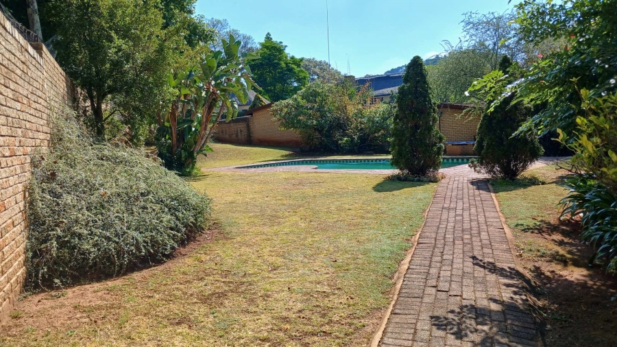 To Let 3 Bedroom Property for Rent in Constantia Kloof Gauteng