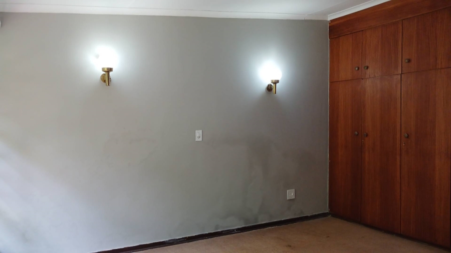 3 Bedroom Property for Sale in Constantia Kloof Gauteng