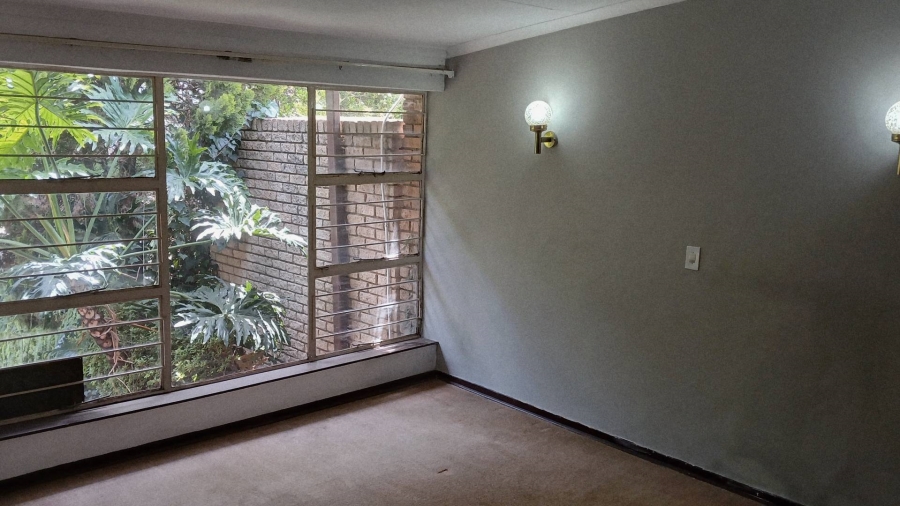 3 Bedroom Property for Sale in Constantia Kloof Gauteng