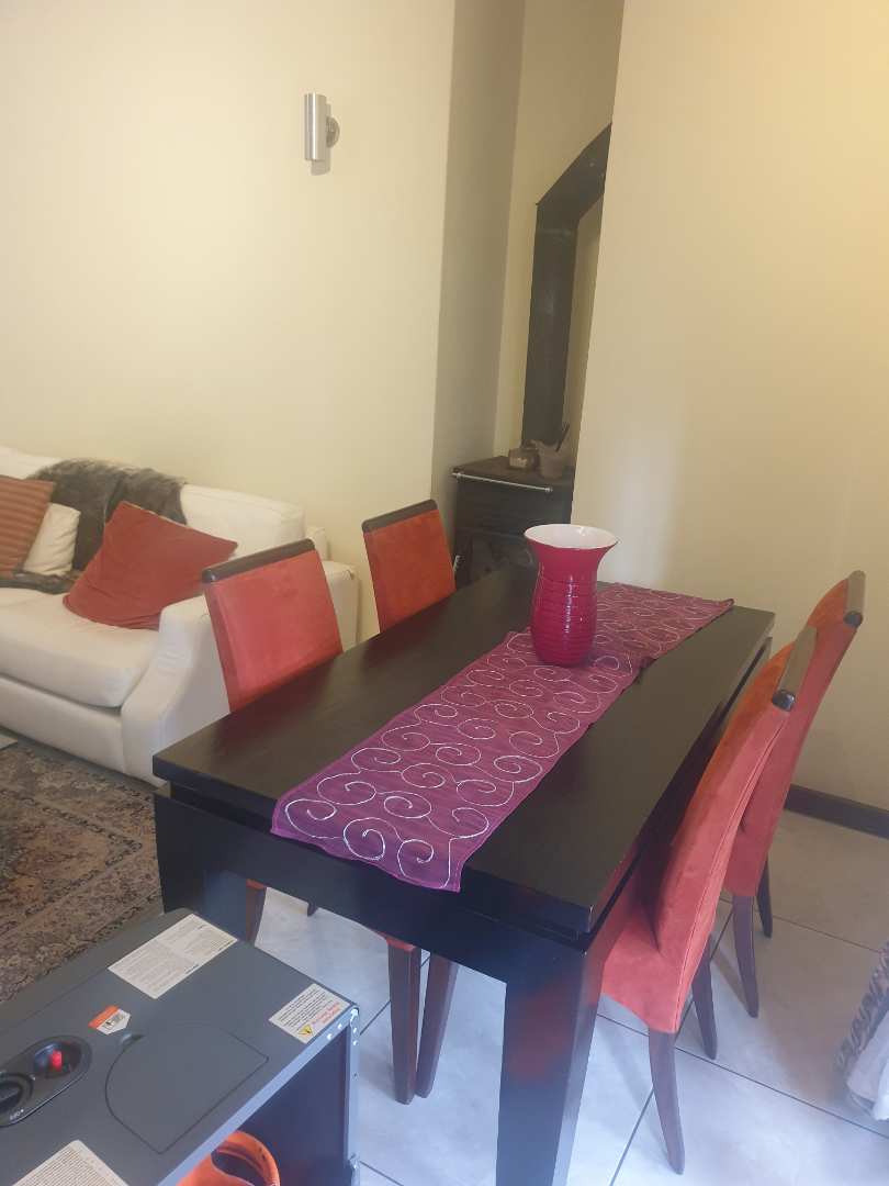 2 Bedroom Property for Sale in Beverley Gauteng