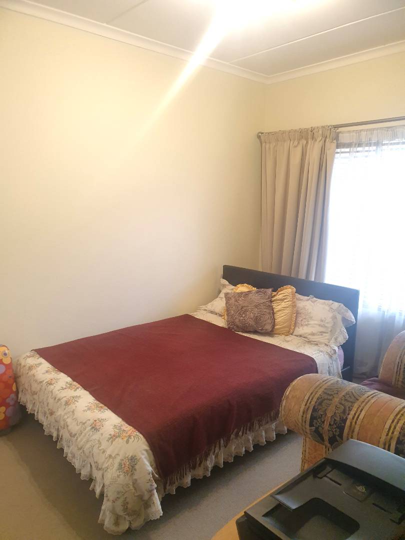 2 Bedroom Property for Sale in Beverley Gauteng