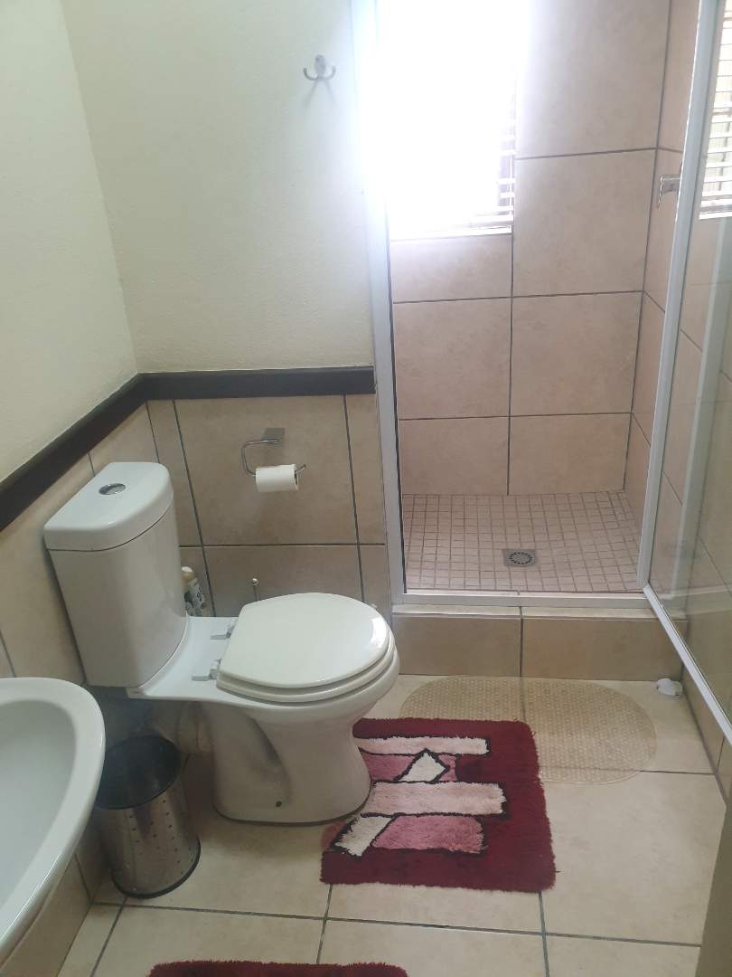 2 Bedroom Property for Sale in Beverley Gauteng