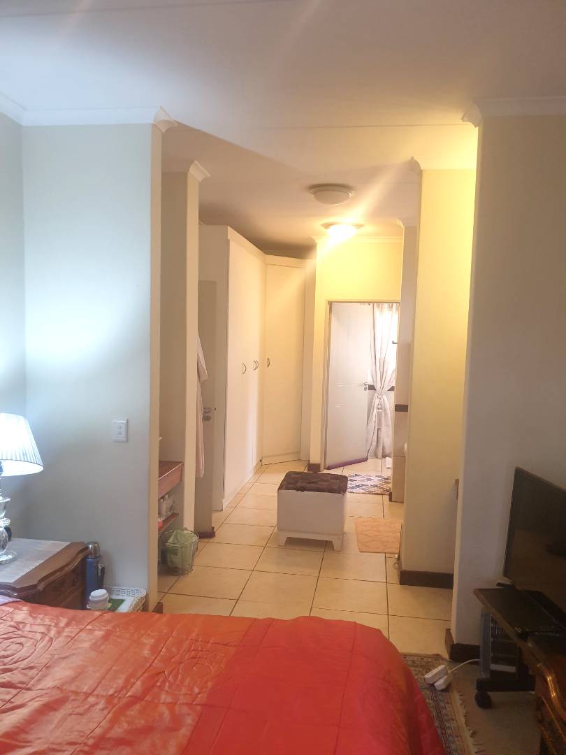 2 Bedroom Property for Sale in Beverley Gauteng
