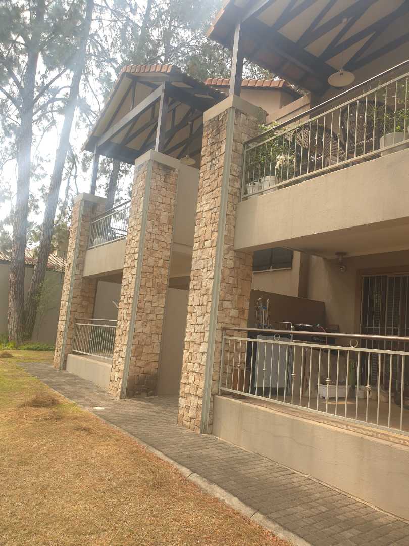 2 Bedroom Property for Sale in Beverley Gauteng