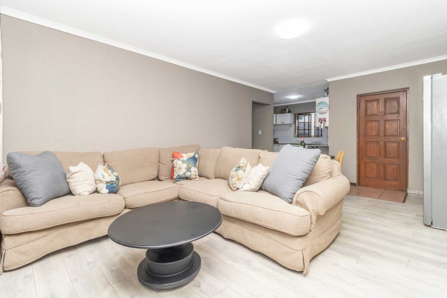 2 Bedroom Property for Sale in Northwold Gauteng