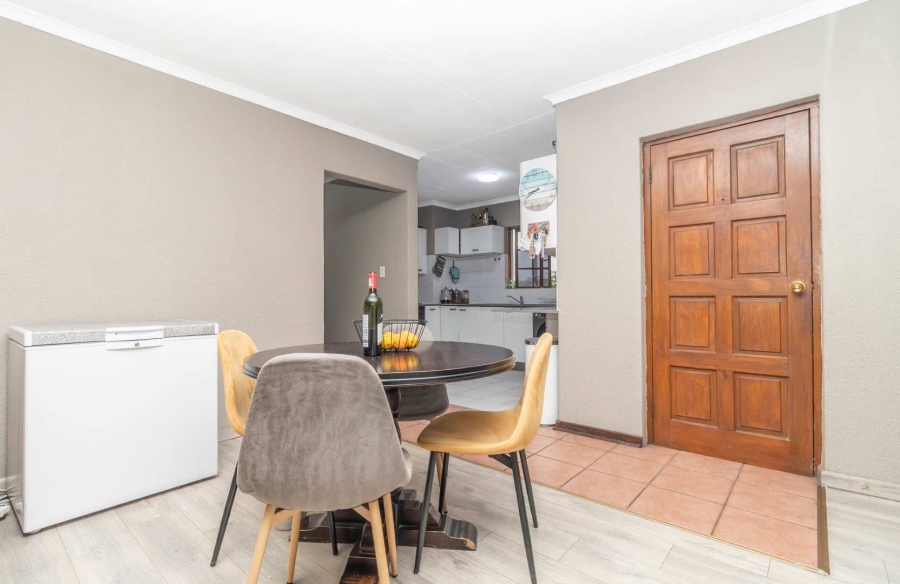 2 Bedroom Property for Sale in Northwold Gauteng