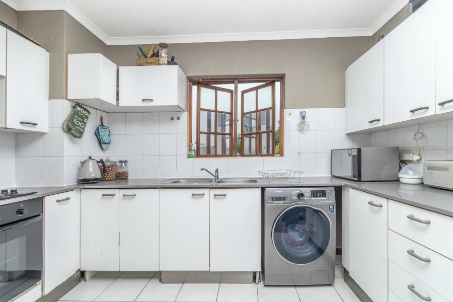 2 Bedroom Property for Sale in Northwold Gauteng