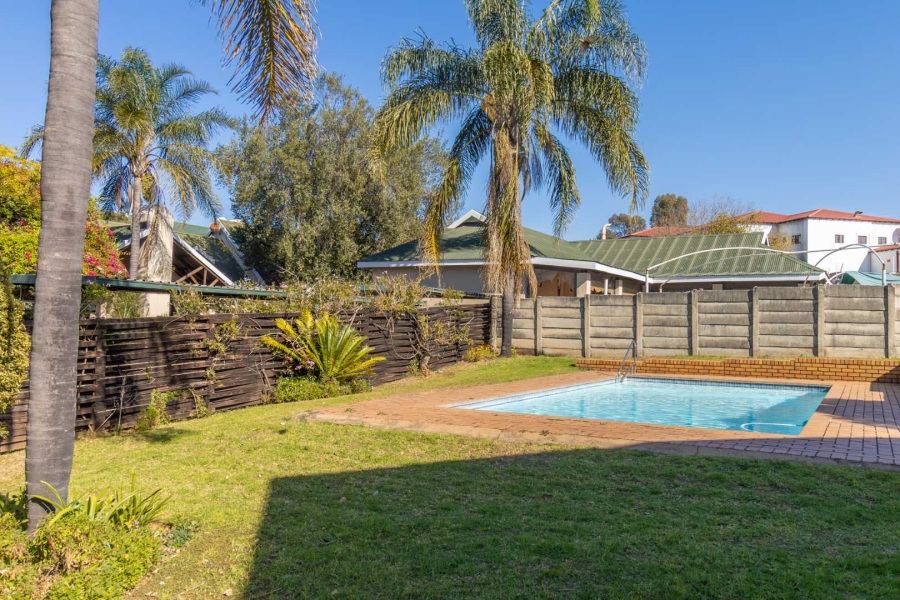 2 Bedroom Property for Sale in Northwold Gauteng