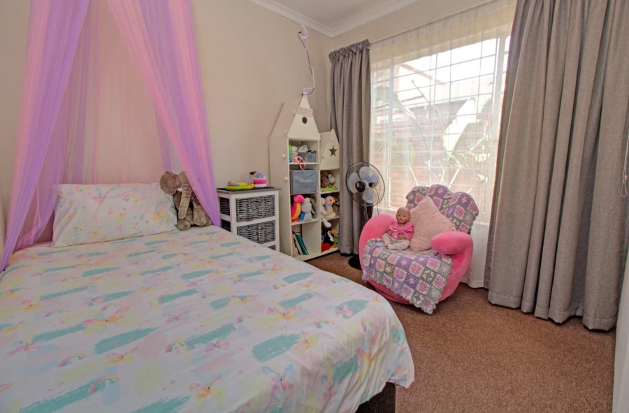 3 Bedroom Property for Sale in Wilgeheuwel Gauteng