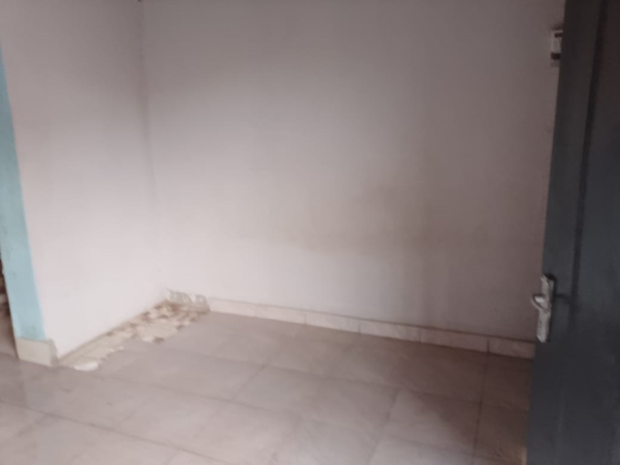 7 Bedroom Property for Sale in Soshanguve T Gauteng