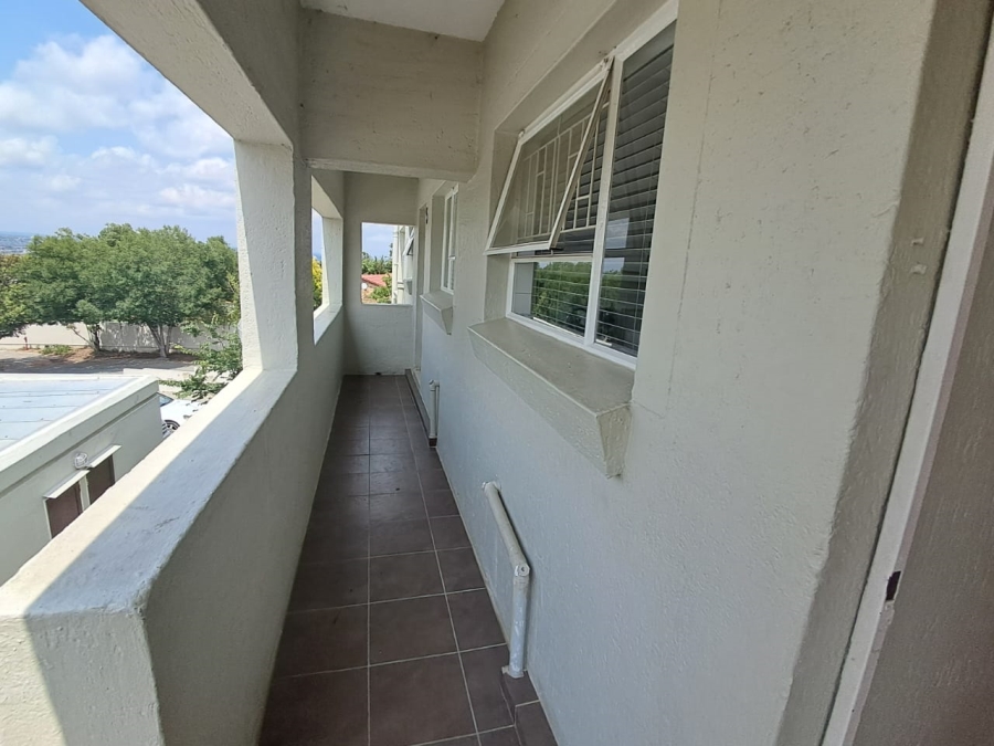 2 Bedroom Property for Sale in Vorna Valley Gauteng