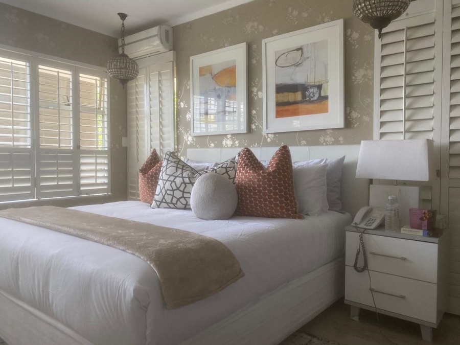 To Let 2 Bedroom Property for Rent in Sandhurst Gauteng