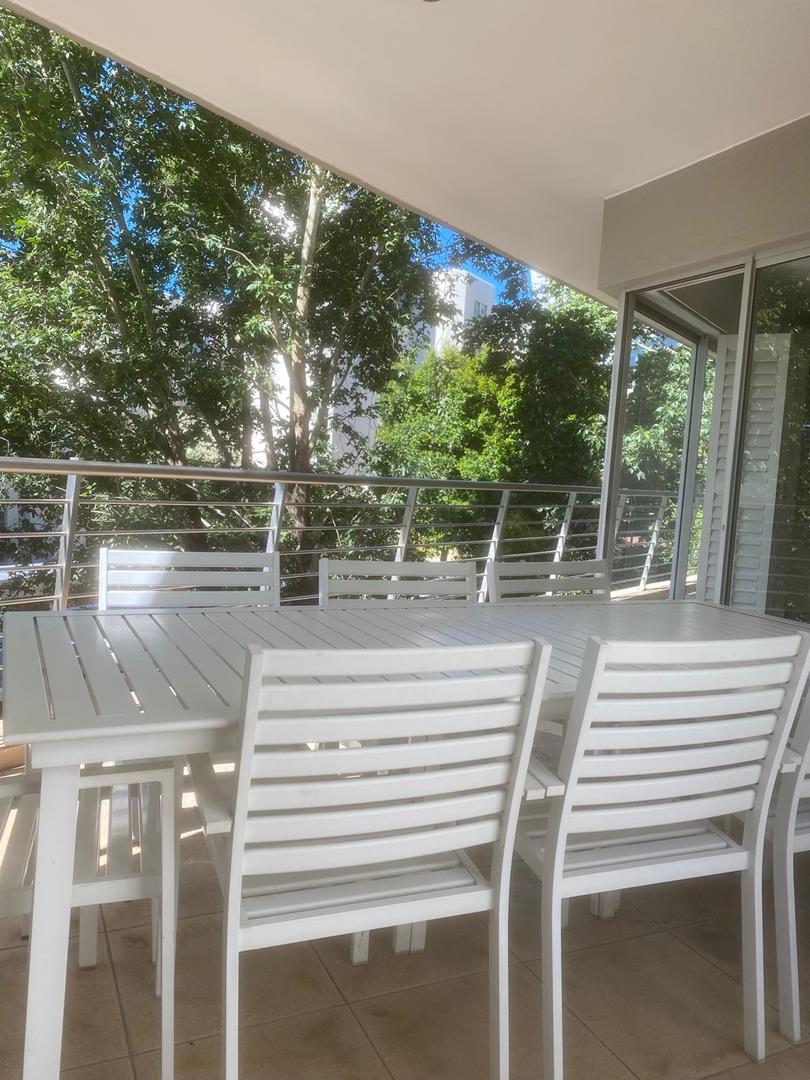 To Let 2 Bedroom Property for Rent in Sandhurst Gauteng