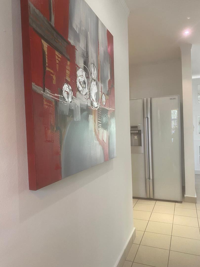 To Let 2 Bedroom Property for Rent in Sandhurst Gauteng