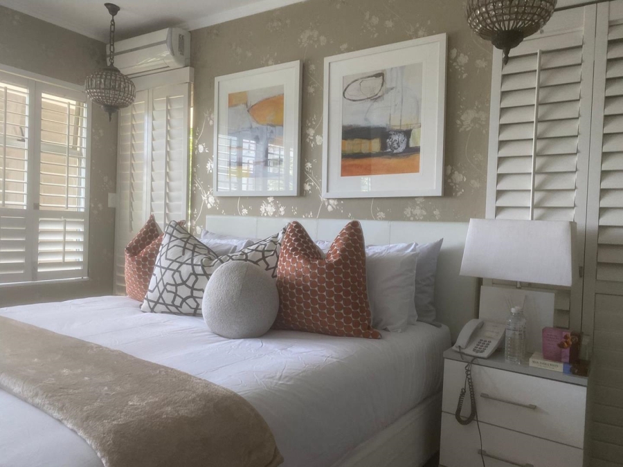 To Let 2 Bedroom Property for Rent in Sandhurst Gauteng