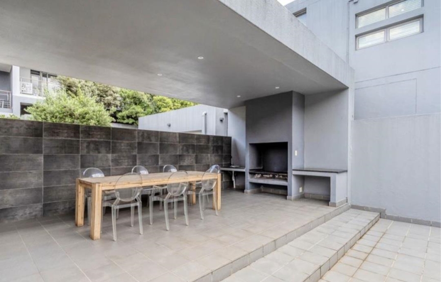 To Let 3 Bedroom Property for Rent in Oaklands Gauteng