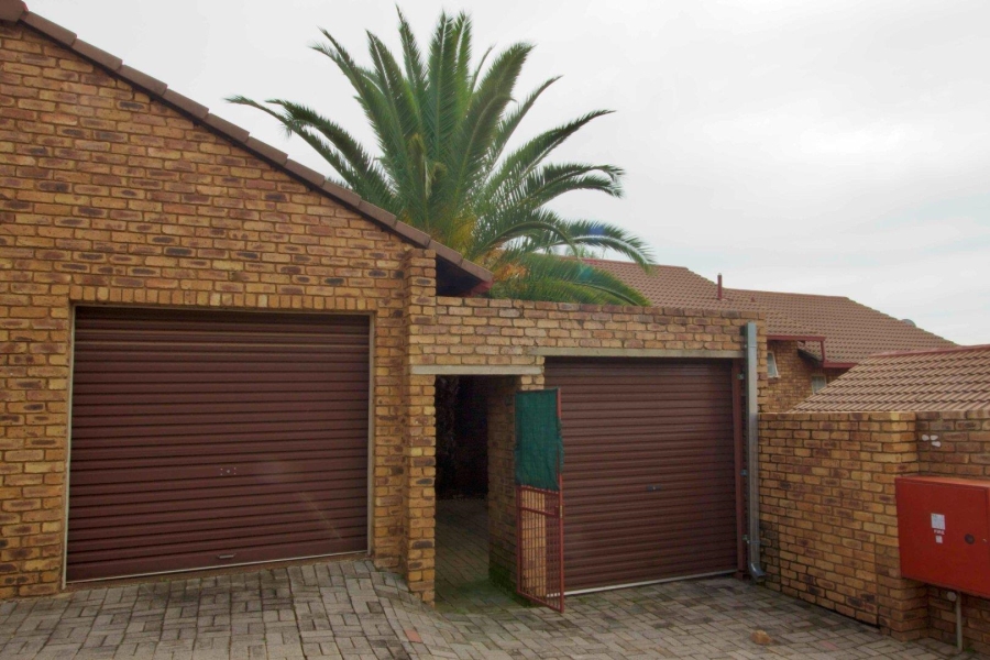 3 Bedroom Property for Sale in Moreleta Park Gauteng