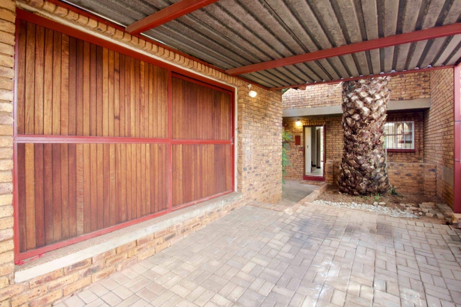 3 Bedroom Property for Sale in Moreleta Park Gauteng