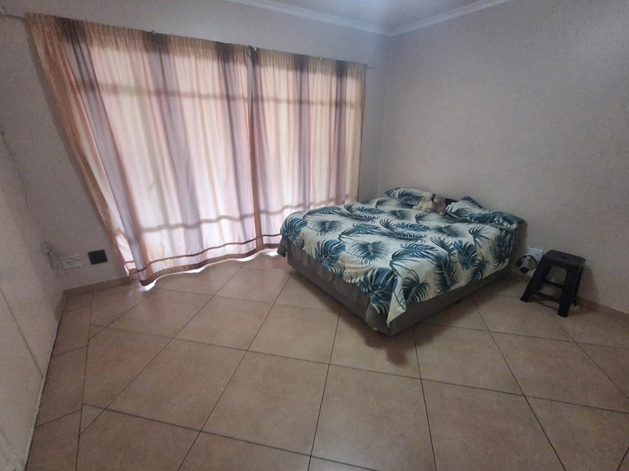 3 Bedroom Property for Sale in Brackendowns Gauteng