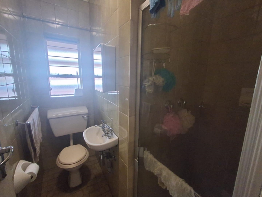 3 Bedroom Property for Sale in Brackendowns Gauteng