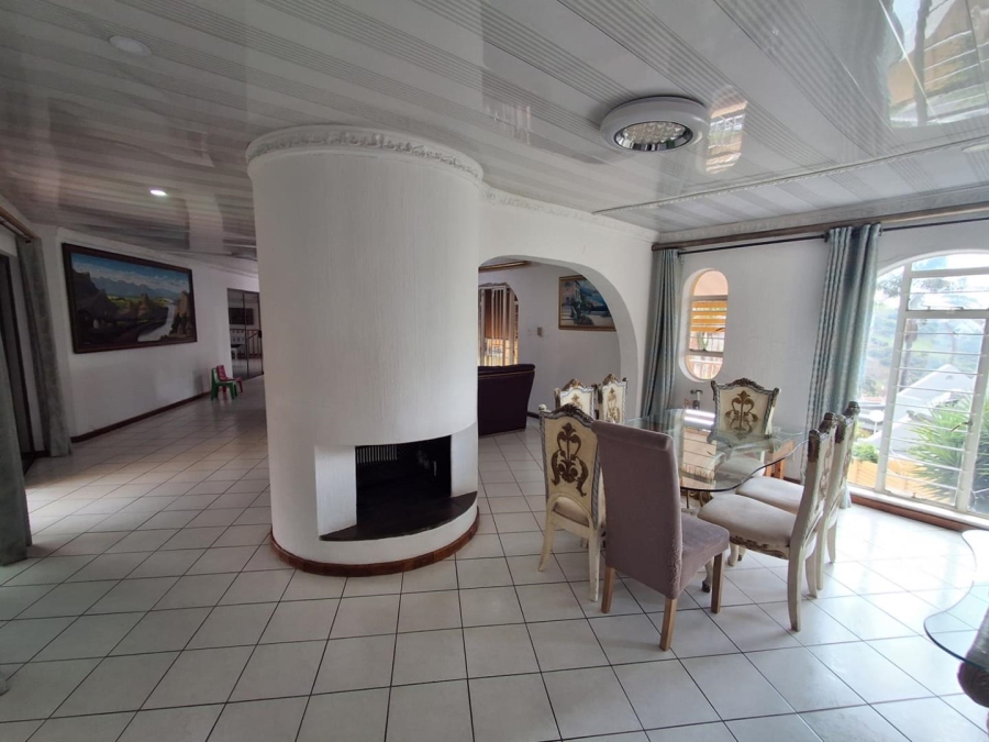 4 Bedroom Property for Sale in Bassonia Gauteng