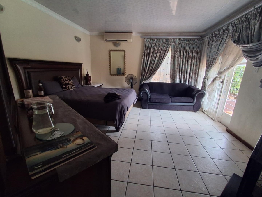 4 Bedroom Property for Sale in Bassonia Gauteng