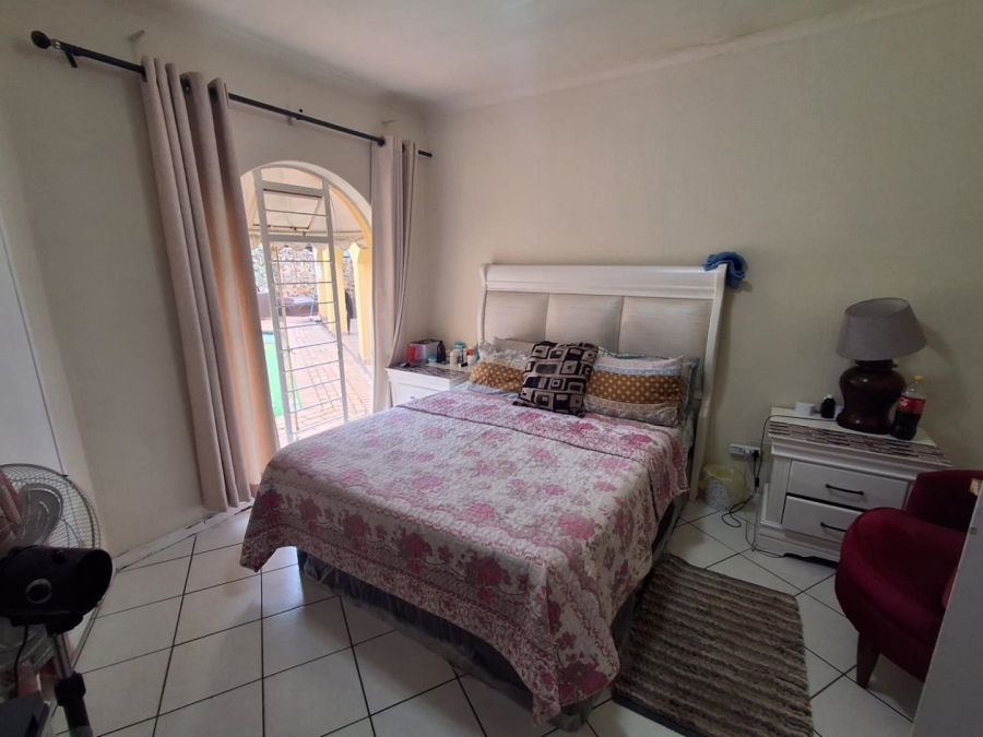 4 Bedroom Property for Sale in Bassonia Gauteng