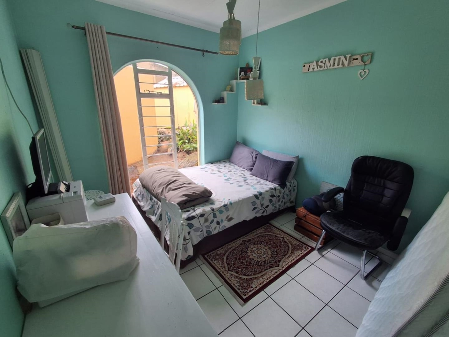 4 Bedroom Property for Sale in Bassonia Gauteng