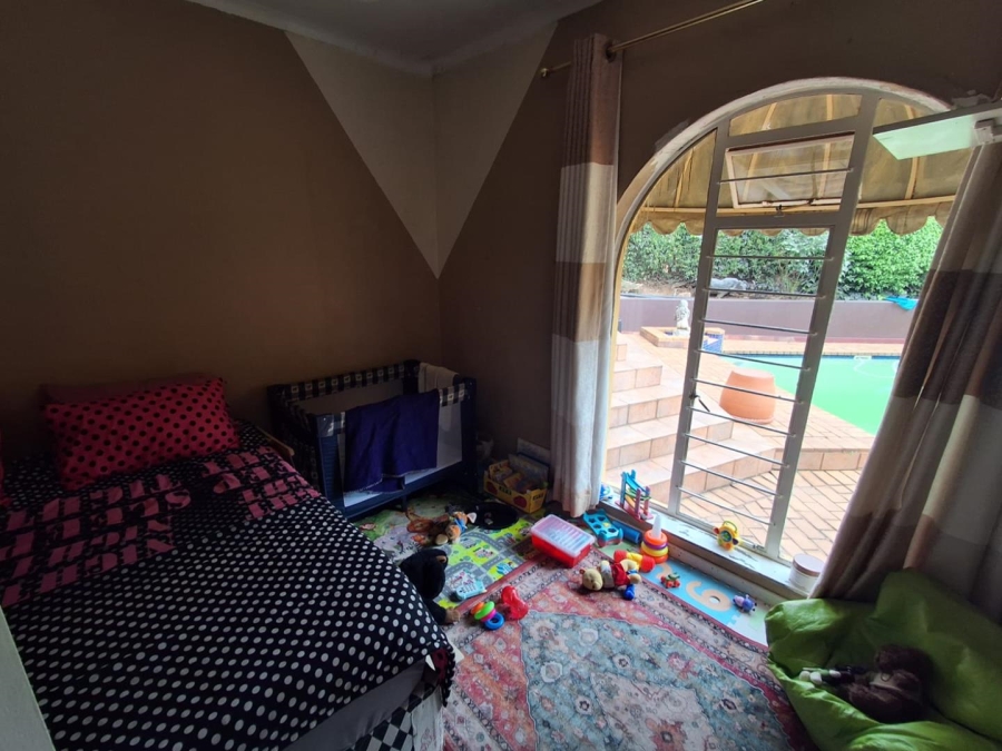 4 Bedroom Property for Sale in Bassonia Gauteng