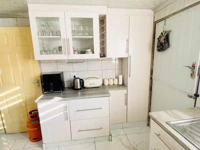 2 Bedroom Property for Sale in Tsakane Gauteng