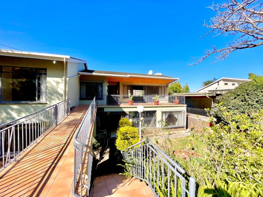 7 Bedroom Property for Sale in Lukasrand Gauteng