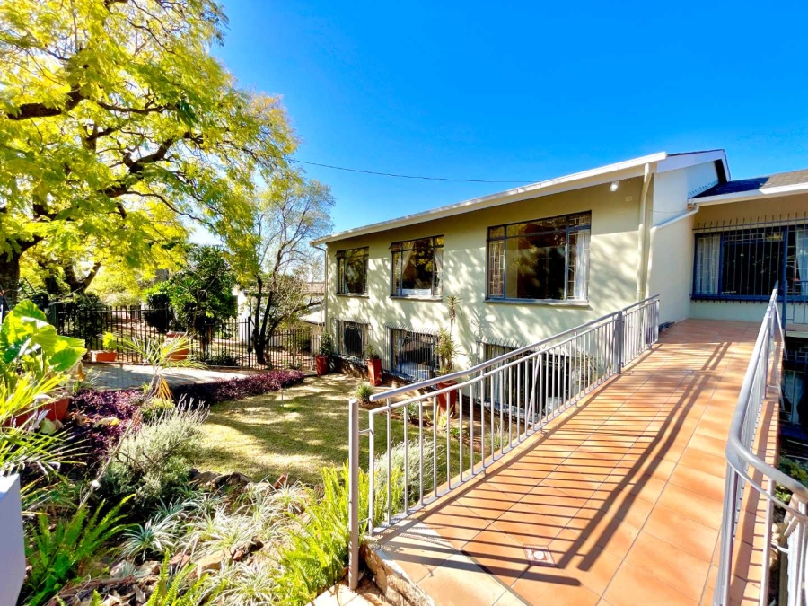 7 Bedroom Property for Sale in Lukasrand Gauteng