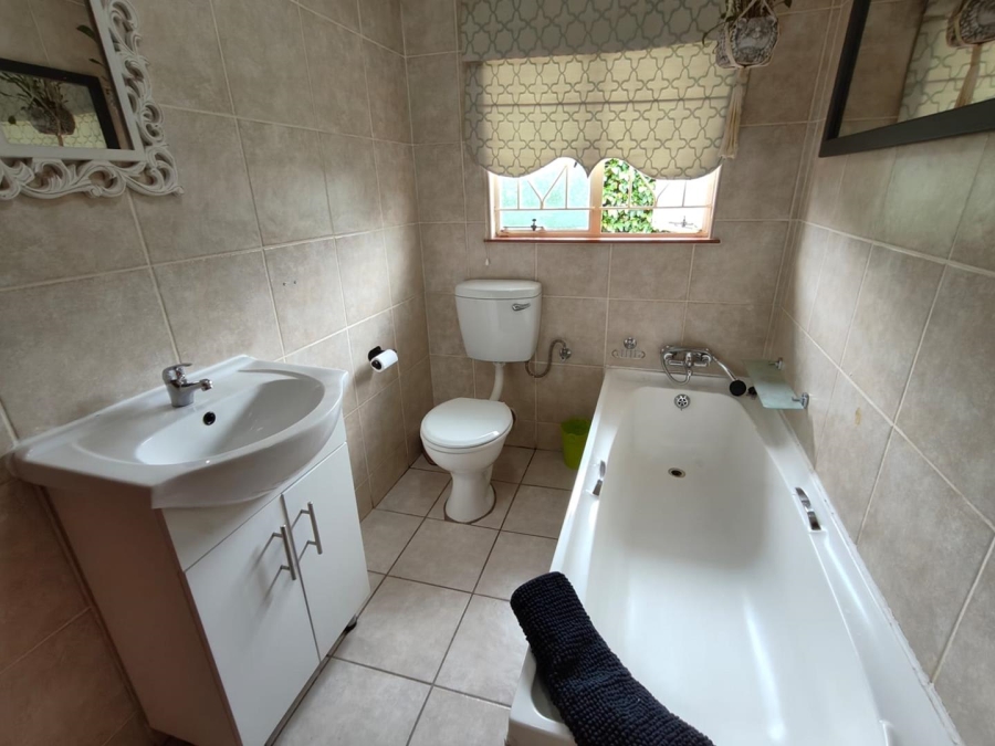 3 Bedroom Property for Sale in Rant En Dal Gauteng