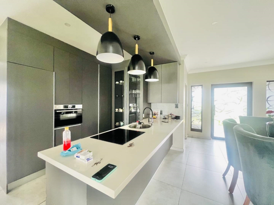 To Let 4 Bedroom Property for Rent in Roodeplaat Gauteng